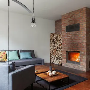 Apartament 10